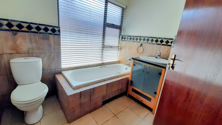 4 Bedroom Property for Sale in Pecanwood Estate North West